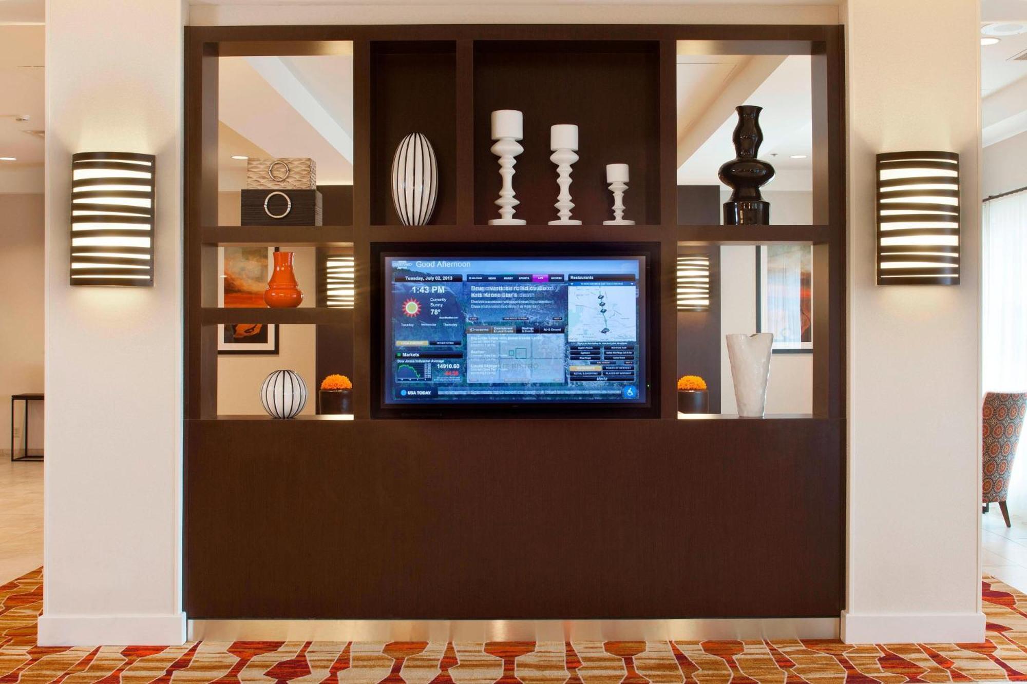 Courtyard By Marriott Pueblo Hotel Екстериор снимка