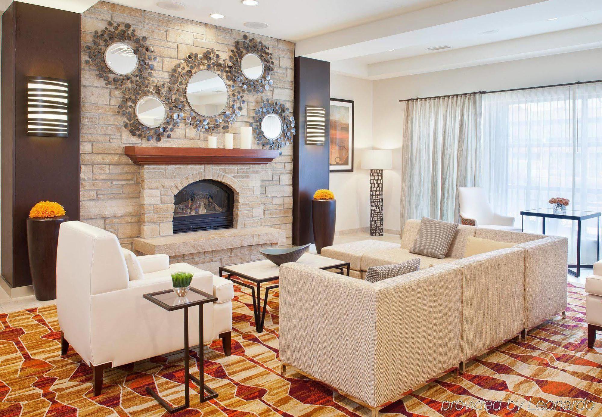 Courtyard By Marriott Pueblo Hotel Екстериор снимка